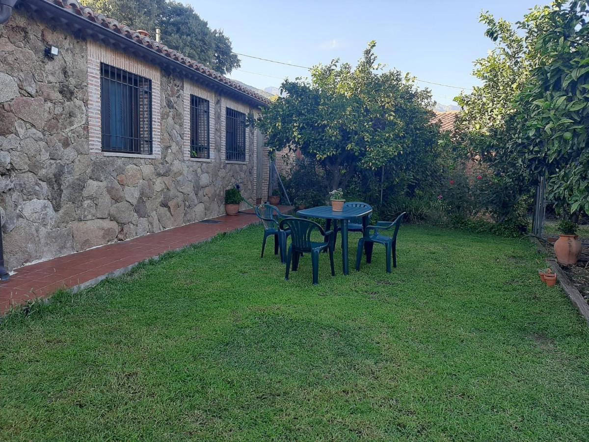 El Huerto De Lino Villa Candeleda Eksteriør bilde