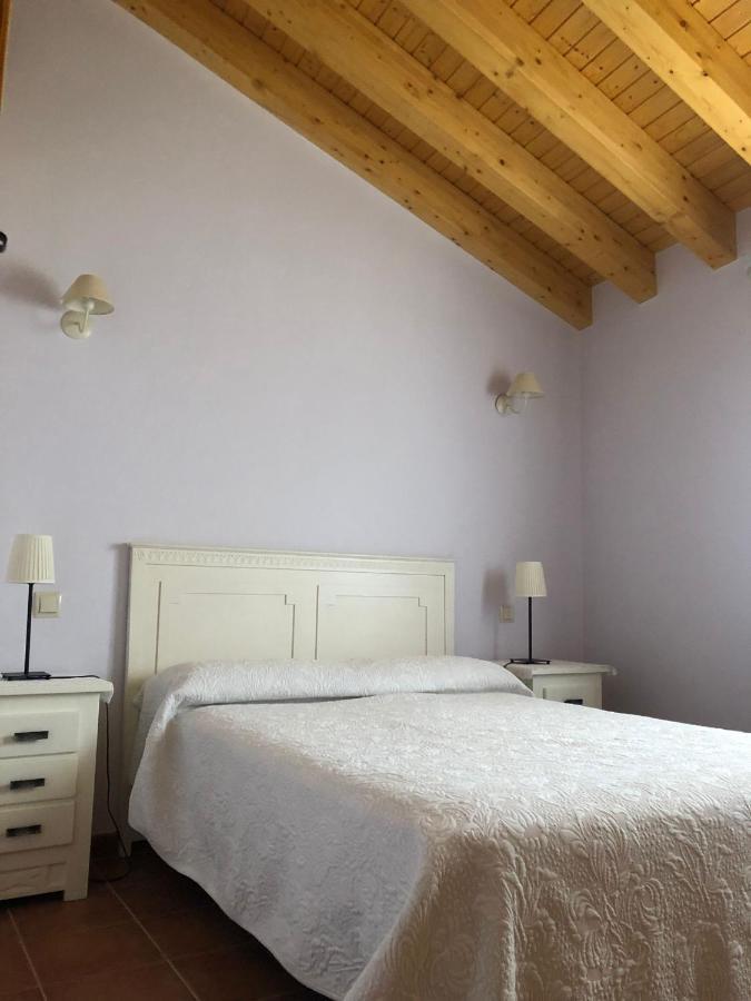El Huerto De Lino Villa Candeleda Eksteriør bilde
